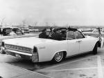 Lincoln Continental 1961 года